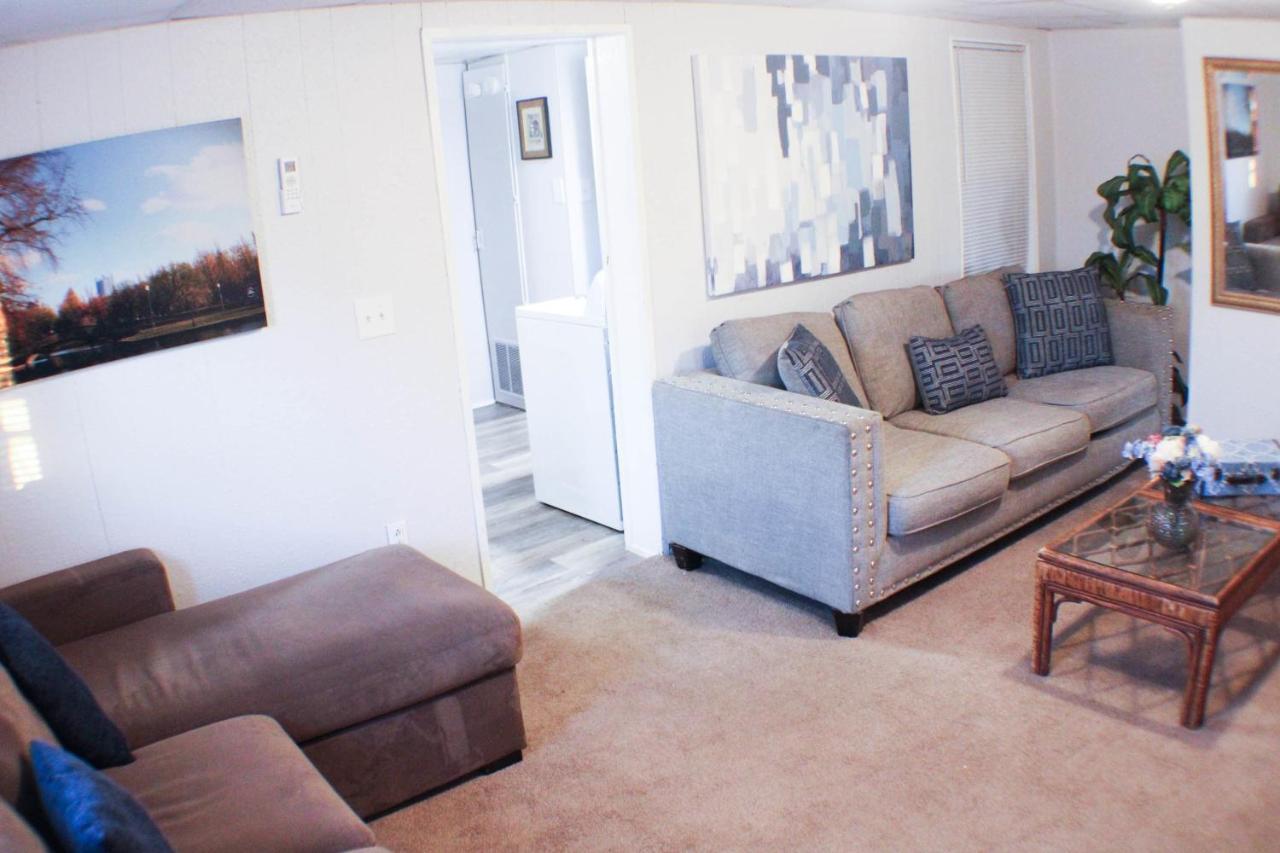 California Ave - 2 Bedroom - Home Away From Home! Питтсбург Экстерьер фото