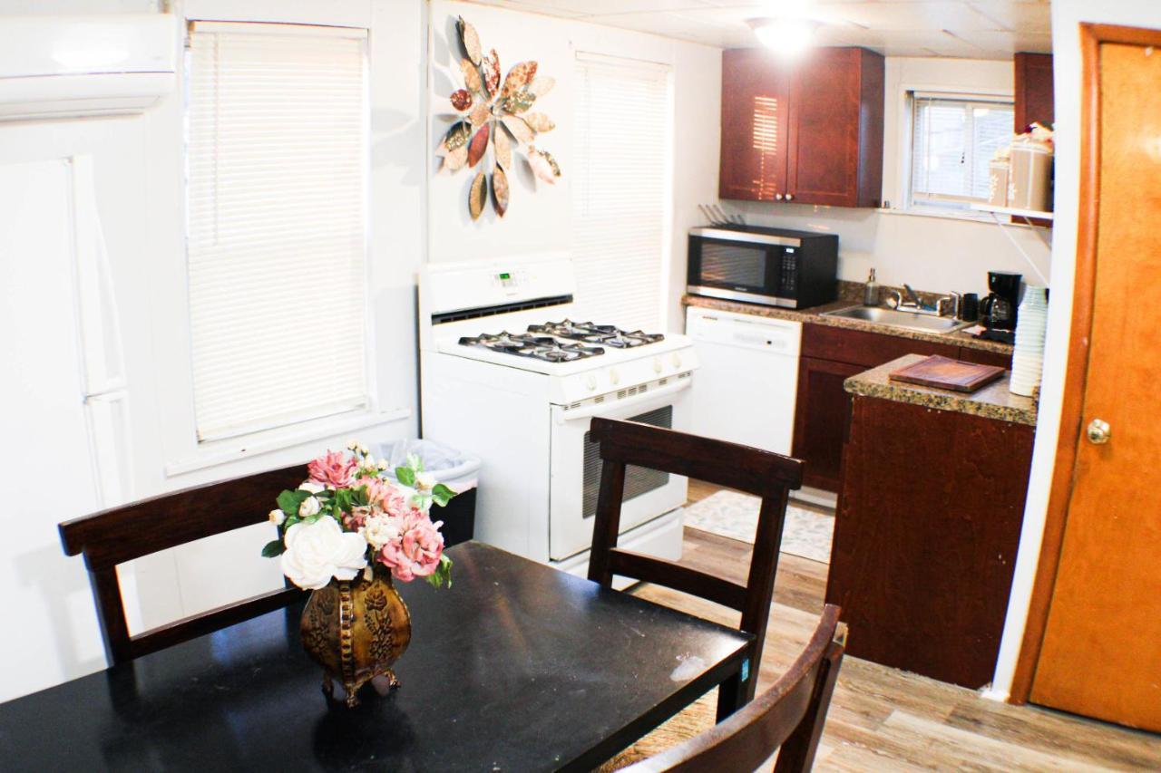 California Ave - 2 Bedroom - Home Away From Home! Питтсбург Экстерьер фото