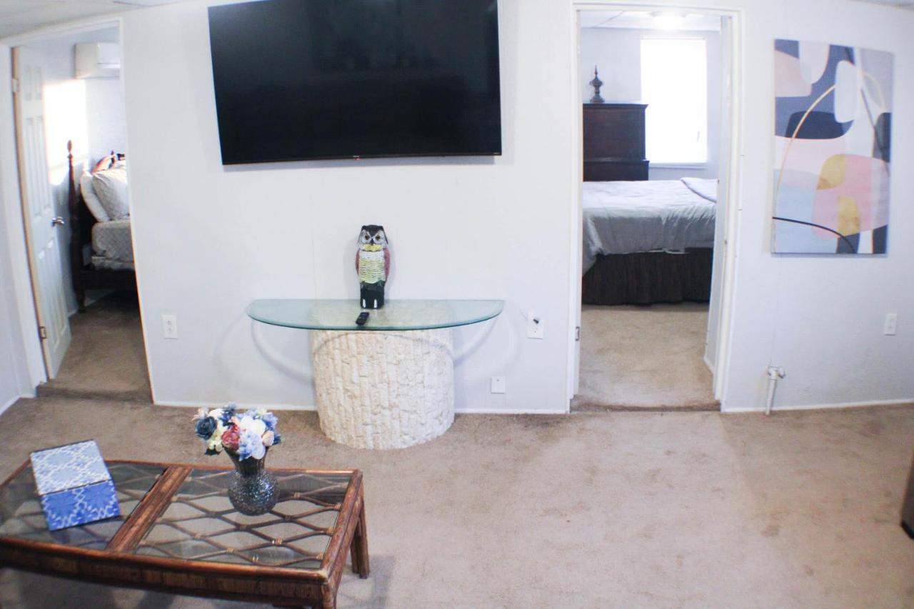 California Ave - 2 Bedroom - Home Away From Home! Питтсбург Экстерьер фото