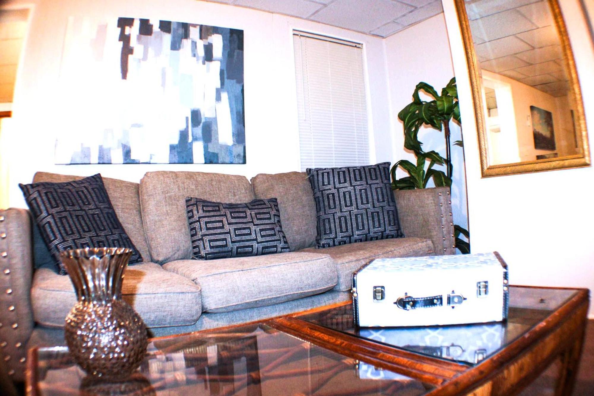California Ave - 2 Bedroom - Home Away From Home! Питтсбург Экстерьер фото